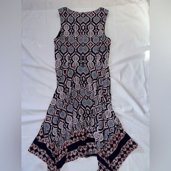 Ivanka Trump Medallion Print Matte Jersey Split Neck Hankyhem Navy/Coral sz 6 - Picture 1 of 6